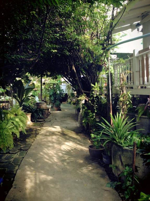 Loy Manee House Bed and Breakfast Phra Nakhon Si Ayutthaya Exteriör bild