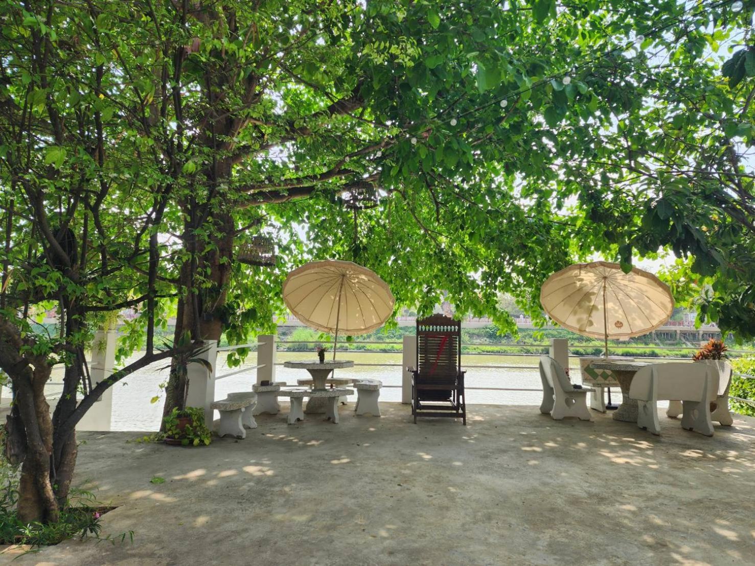 Loy Manee House Bed and Breakfast Phra Nakhon Si Ayutthaya Exteriör bild