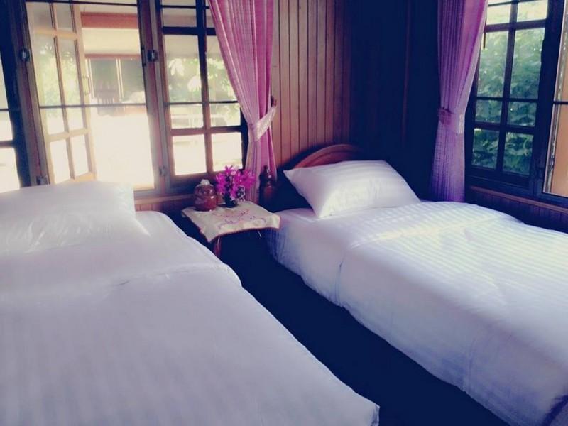 Loy Manee House Bed and Breakfast Phra Nakhon Si Ayutthaya Exteriör bild