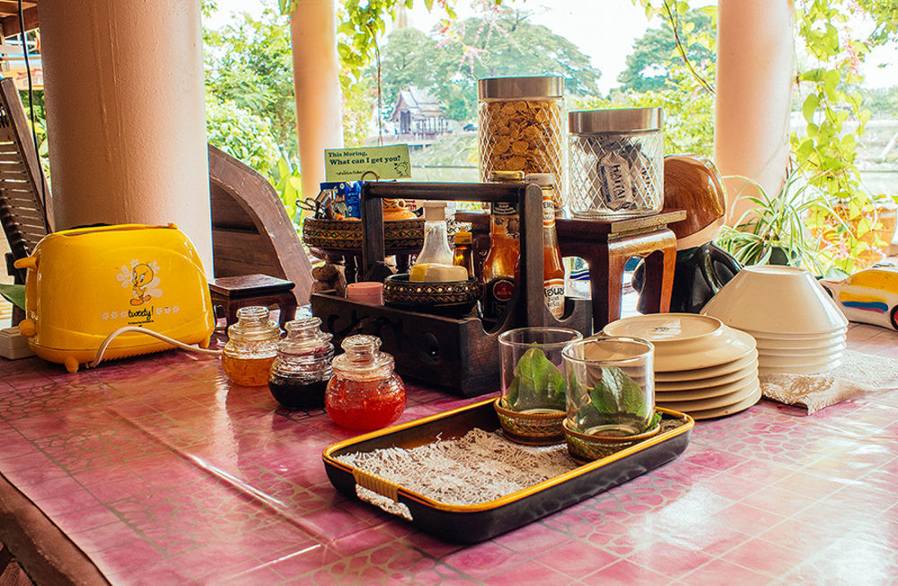 Loy Manee House Bed and Breakfast Phra Nakhon Si Ayutthaya Exteriör bild