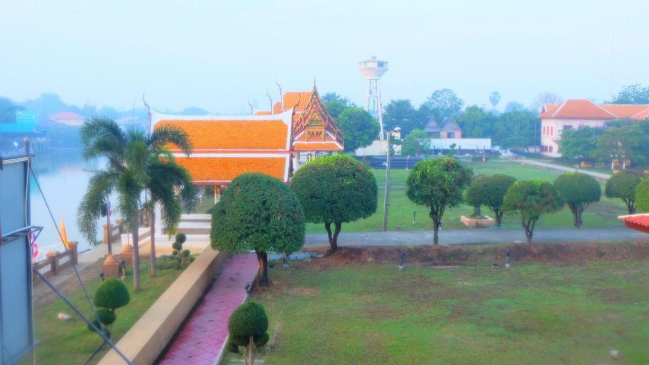 Loy Manee House Bed and Breakfast Phra Nakhon Si Ayutthaya Exteriör bild